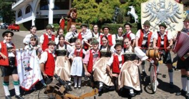Grupo de Danças Folclóricas Lindental