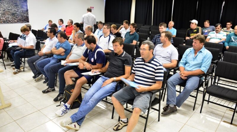 No dia 08 de março, as delegações participantes (de Santa Catarina, Rio Grande do Sul e região das Misiones, na Argentina) reuniram-se no auditório da Prefeitura de Palmitos para as decisões do Congresso Final.