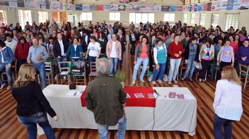 Vários palestrantes direcionaram as atividades do dia