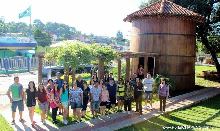 Secretário de turismo Ricardo Rodrigues apresentou Palmitos aos visitantes